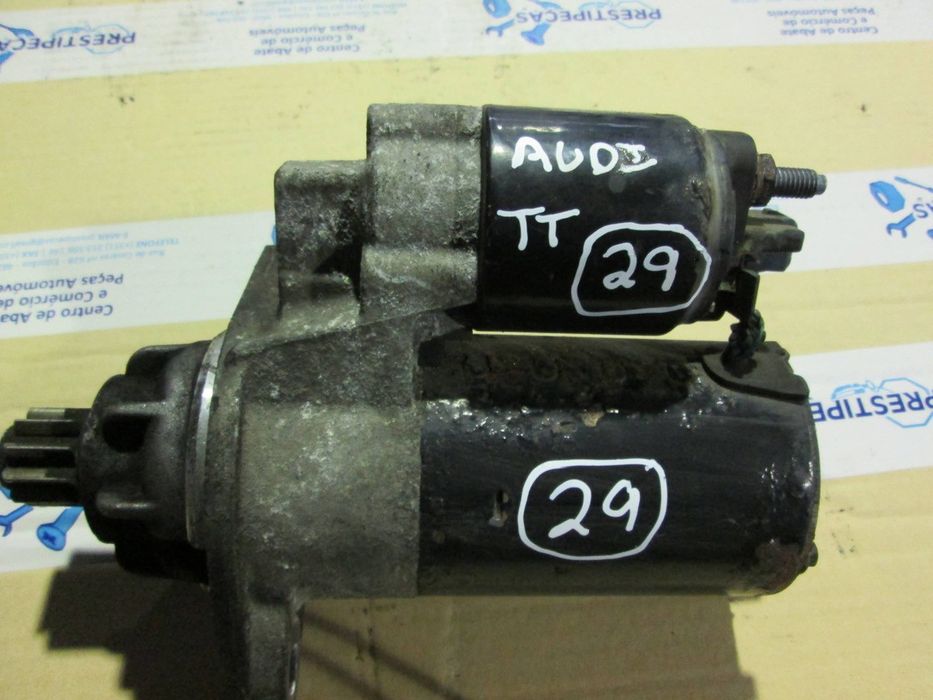 Motor de arranque AUDI TT Roadster (8N9)