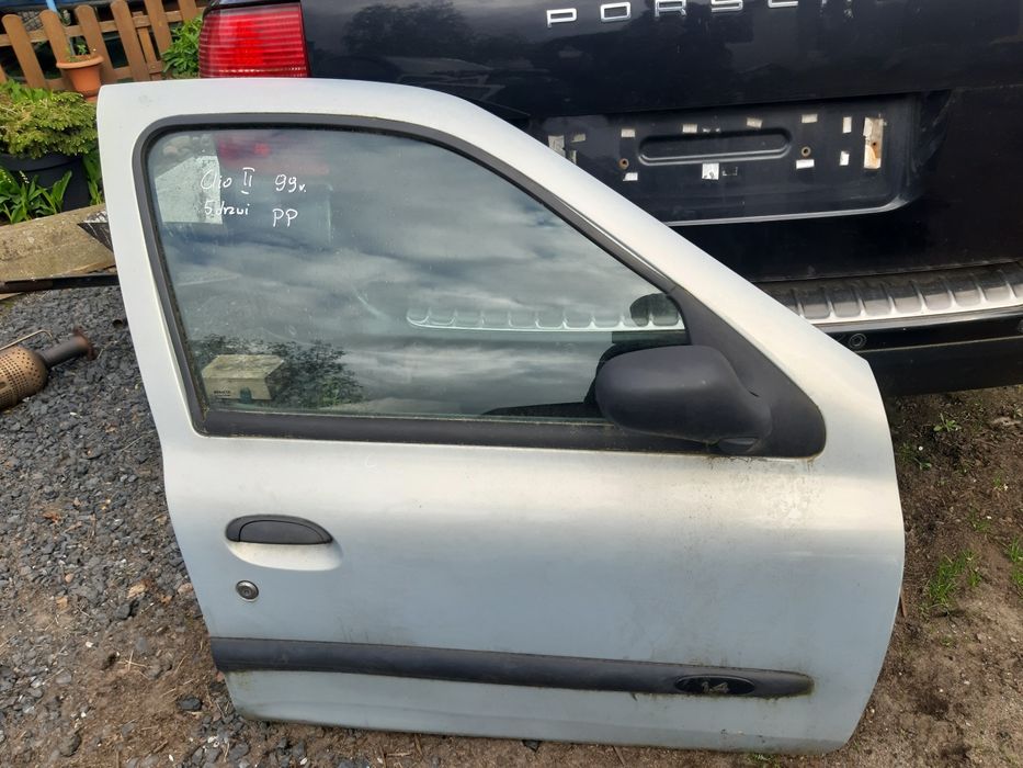 Renault Clio 2 99r. 5drzwi drzwi kompletne prawy przód mv632