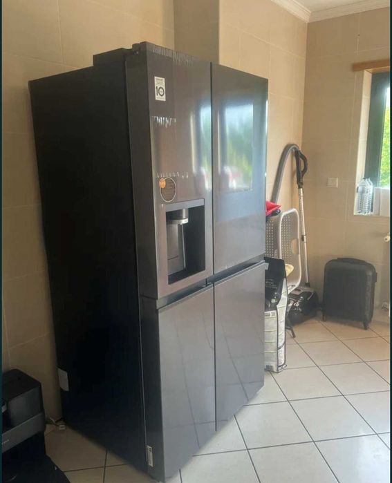 Frigorífico combinado _ LG modelo GSLE91EVAC