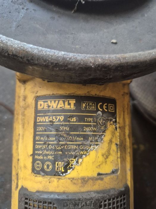 КУТОВА шліфувальна машина(болгарка 180 мм) DeWalt DWE4579