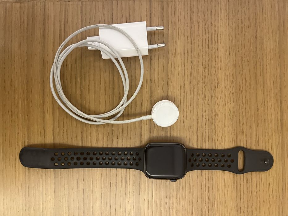 Apple Watch Series 4 GPS 44mm