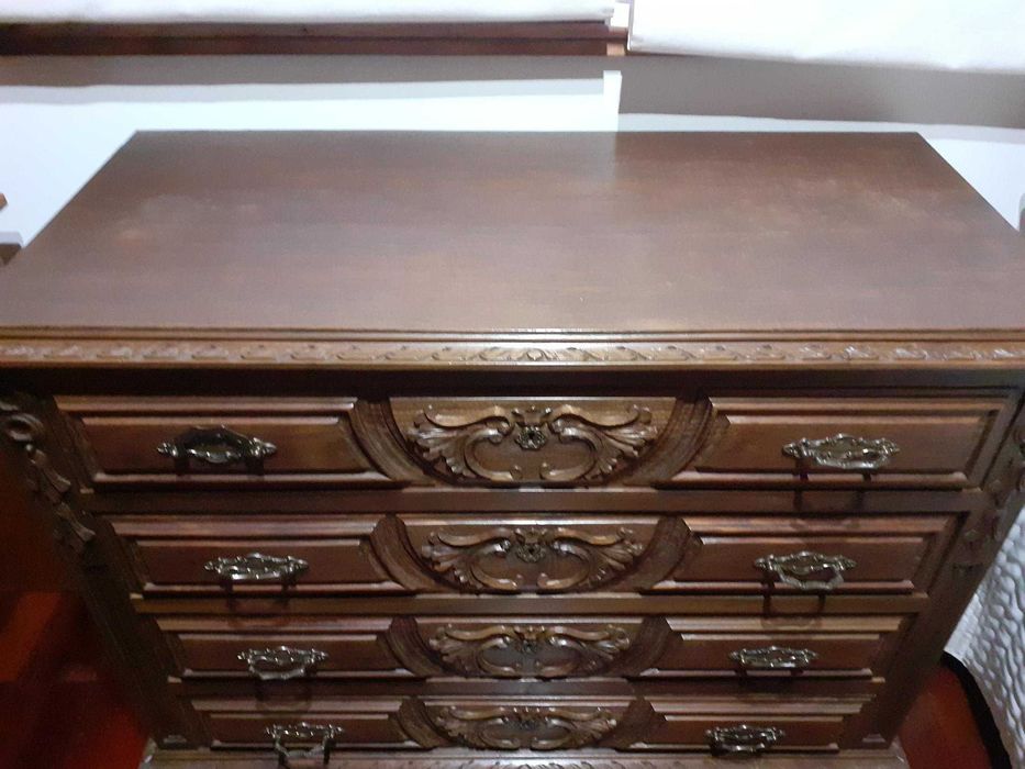 Mobília de Quarto rústica em castanho