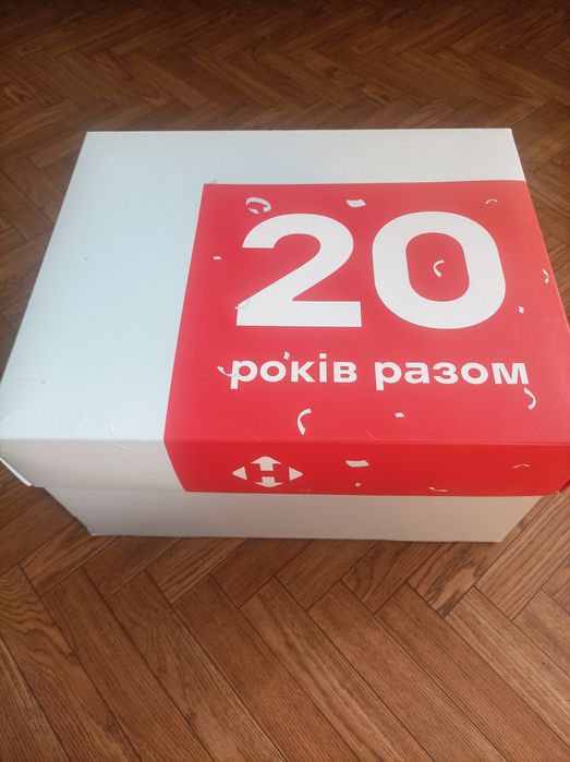 Чайник Нова Пошта Grunhelm EKS-2018