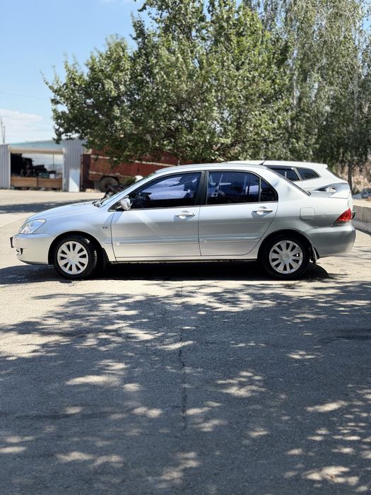 Mitsubishi lancer 9 1.6