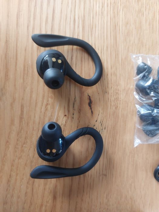 APEKX Słuchawki Bezprzewodowe Bluetooth IPX7 Etui Ładujące Czarne JAK NOWE