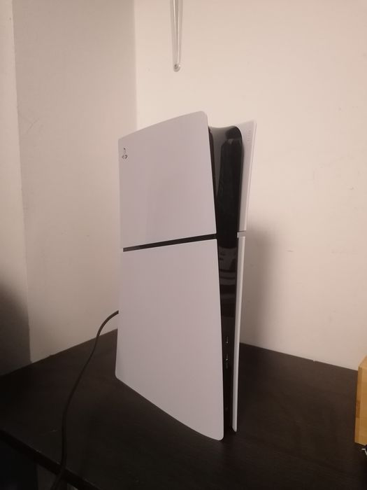 Ps5 slim digital 1tb