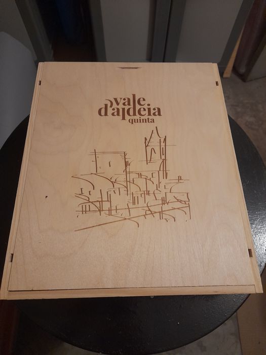 Caixas madeira p/vinhos