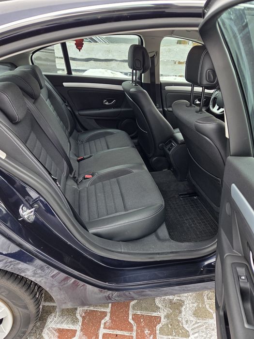 Laguna 3 2.0 dCi automat 150 km , bixenon , pół skóra