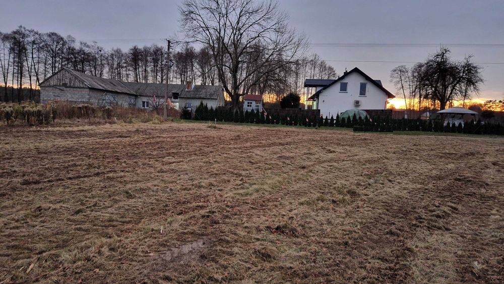 Działka blisko Płocka, 1158 m2 z WZ i przyłączami
