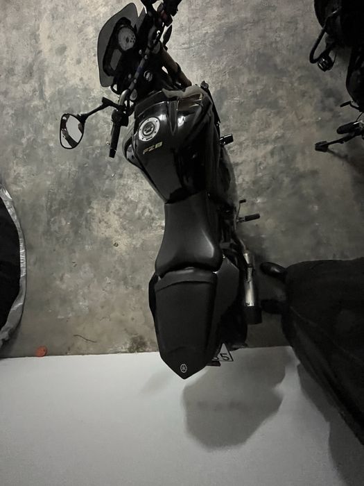 Yamaha FZ8 com LeoVince original