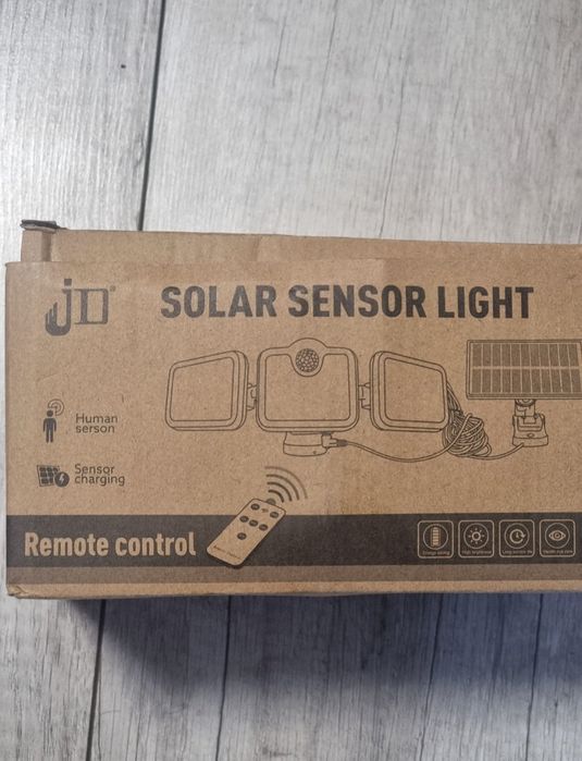 Lampa solarna led