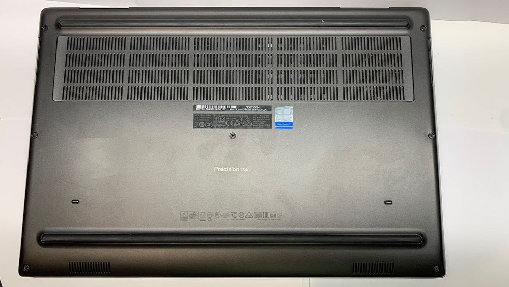 その他ノートPC本体 Dell precision 7540 ,2Tb,i7,32gb,RTX3000 Dell Precision 15 7540 - スペック、テスト、価格 | LaptopMedia 日本