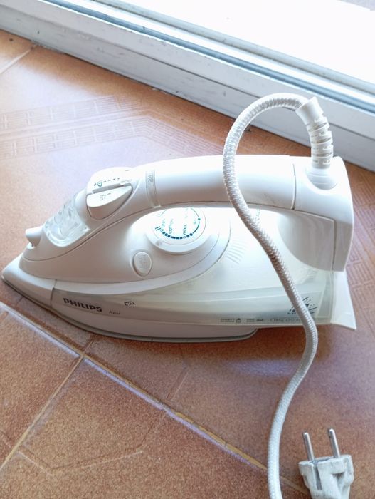 Ferro de alisar roupa64586019539459121