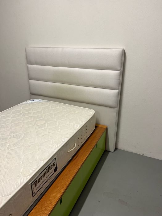 Cama dupla com cabeceira opcional