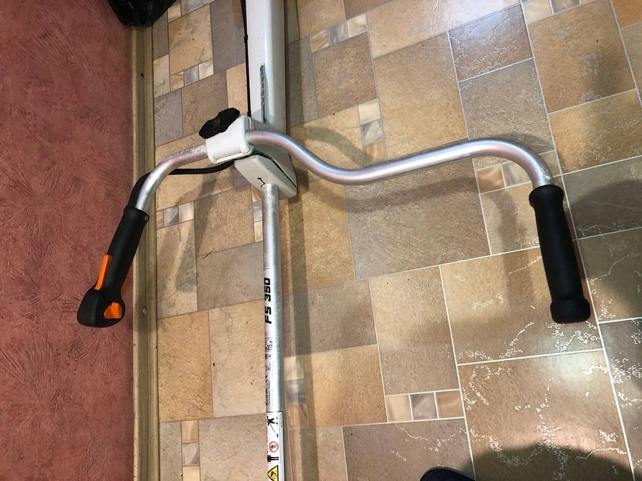 Мотокоса STIHL FS 350+Ремень Рюкзак,щиток,навушники,насадки.