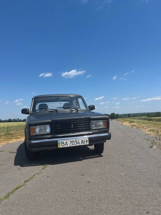 Продам ВАЗ 2107 інжектор