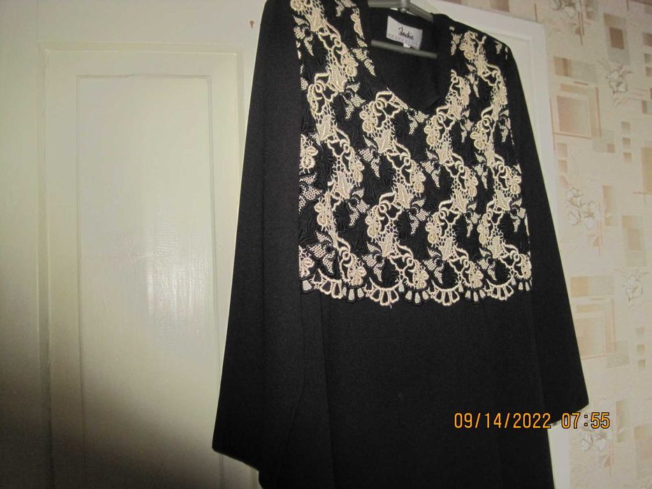 черное нарядное платье