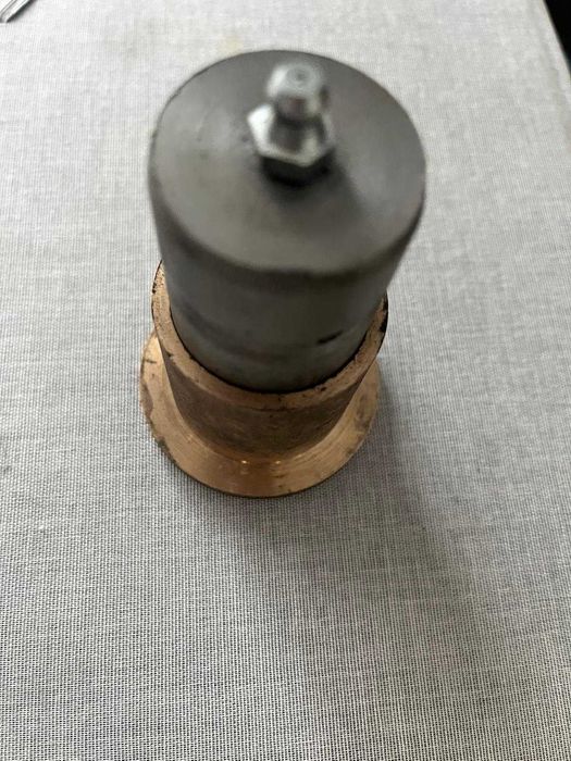 zestaw naprawczy do  zwrotnicy napędu Traktor4x4 kompl na jedna strone