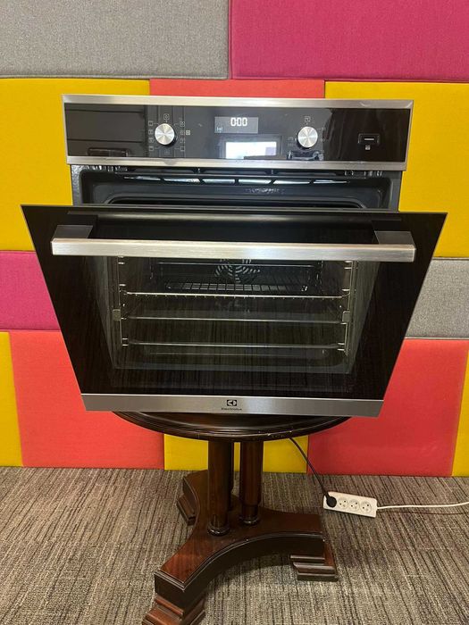 Piekarnik elektryczny parowy Electrolux EOD5C70X jak nowy SteamBake600