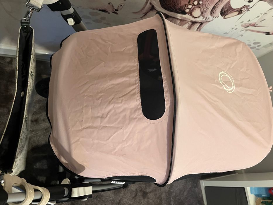 Budka letnia różowa piękna