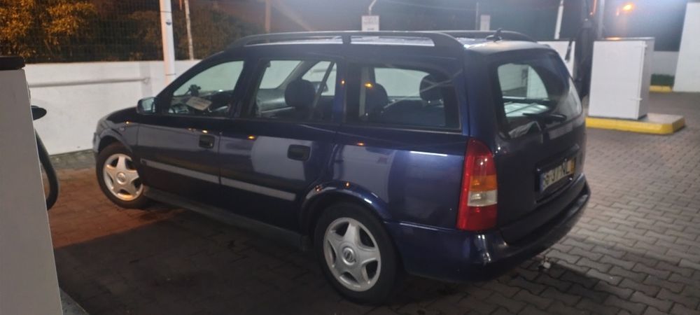Vende- se carrinha