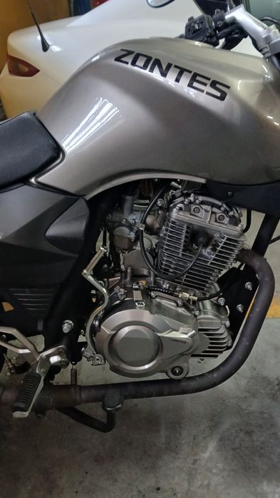 ZONTES 125CC  2011 com 8000km