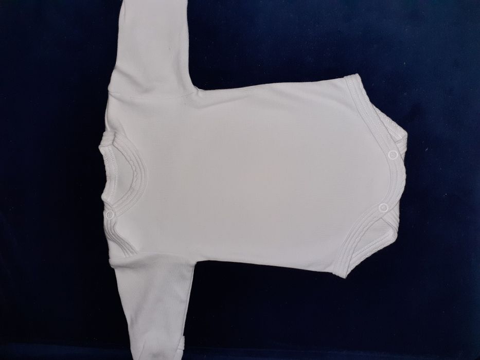 Body niemowlęce śnieżnobiałe 50