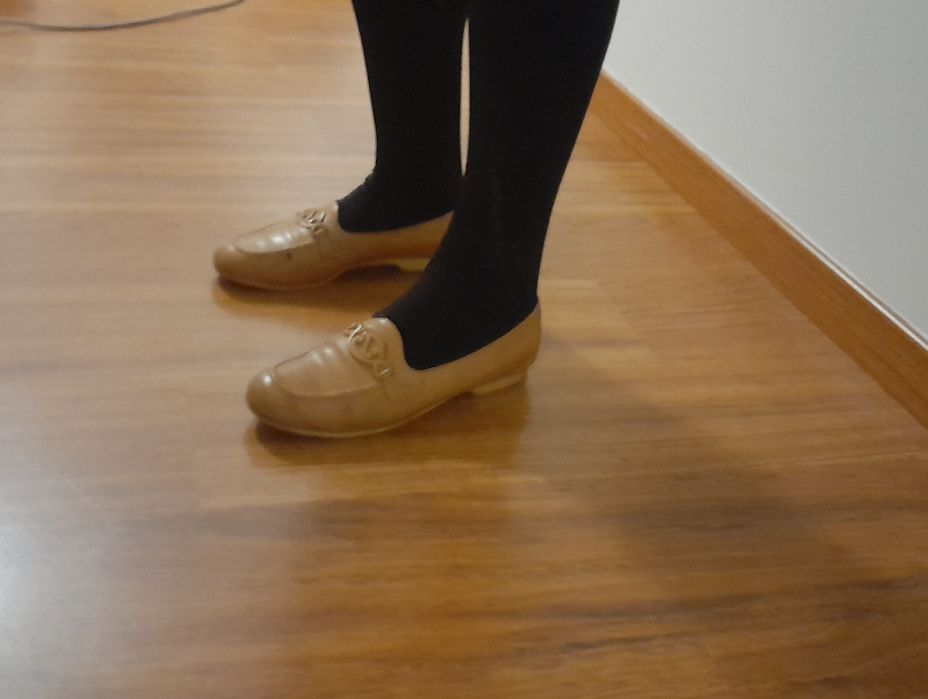Mocassim amarelo