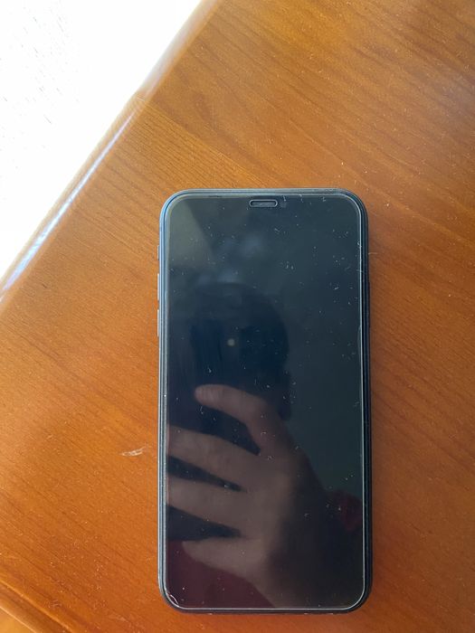 Iphone 11 em muito bom estado