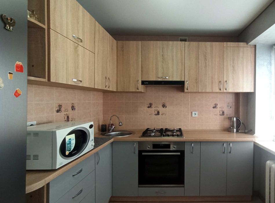 Продаж 1-кімнатна квартира у центрі міста (Victory Plaza)