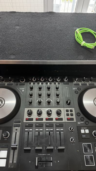 VENDO Traktor S4 Mk3