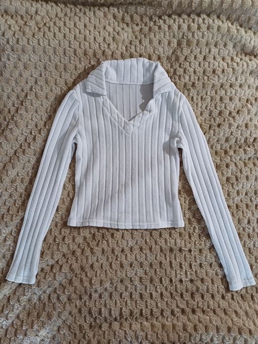 Biała bluzka dzianinowa z kołnierzykiem prążkowana Shein