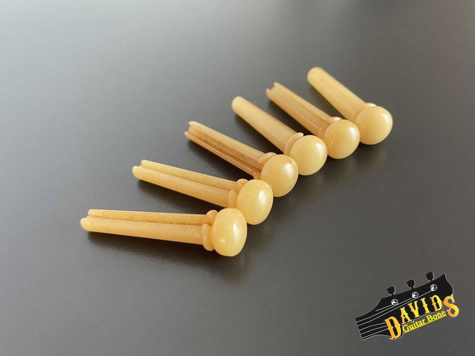 Pins em osso de camelo envelhecido Guitarra Folk