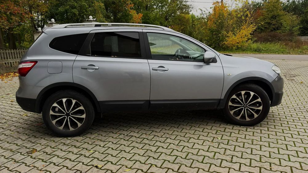Nissan Qashqai+2