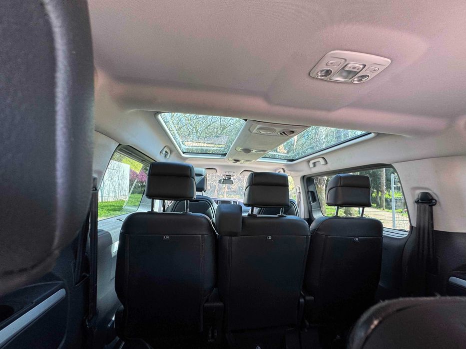 PEUGEOT TRAVELLER 8 Lugares Full Extras