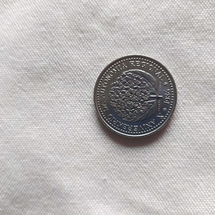Duas Moedas de 100 escudos Açores 1986