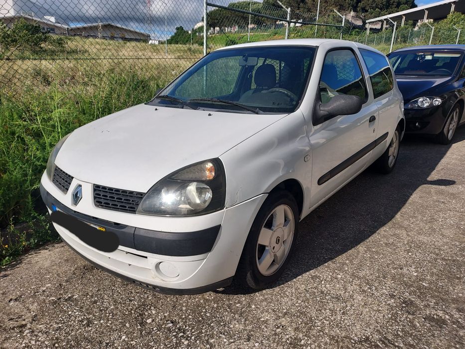 Renault clio comercial 1.5 dci para peças todo o Material disponível