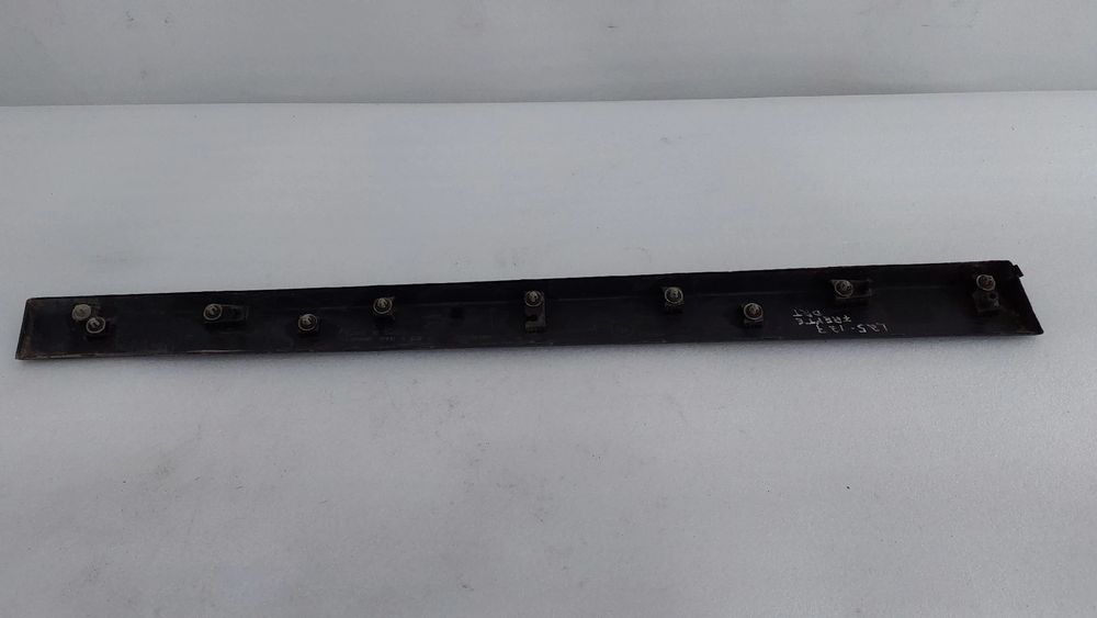 Friso da porta frente direita BMW X1 (F48)