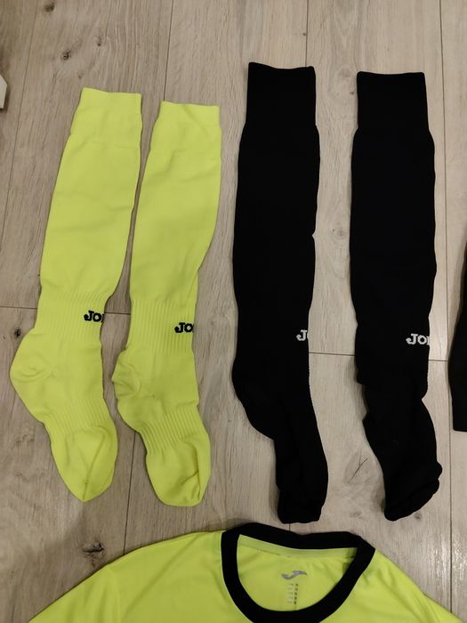 Stroje sędziowskie joma