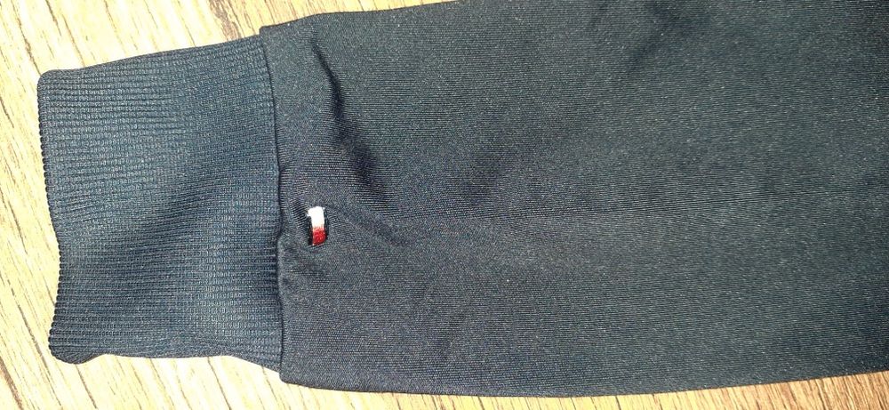 Komplet dresowy Tommy Hilfiger M jak nowy