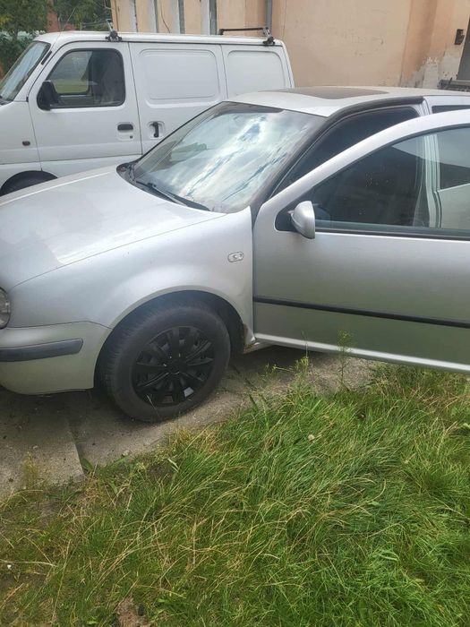 Volkswagen Golf 4