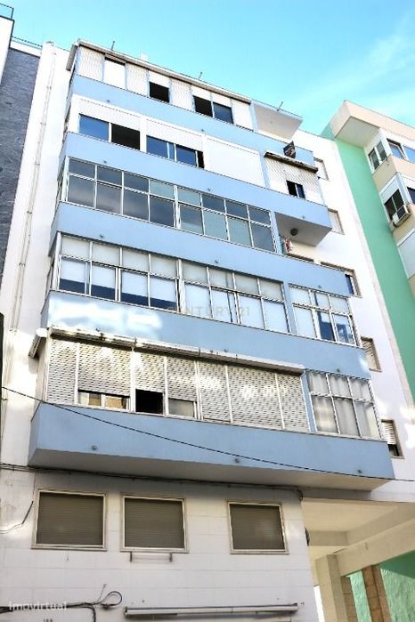 Apartamento T2 Renovado em Marvila – Lisboa