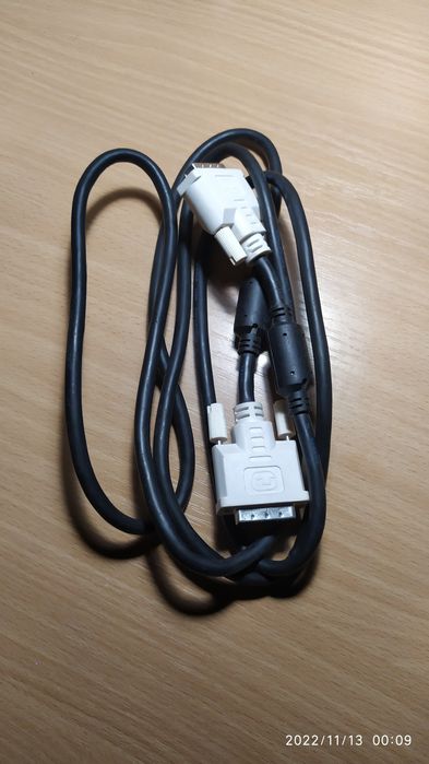 Кабель DVI новий