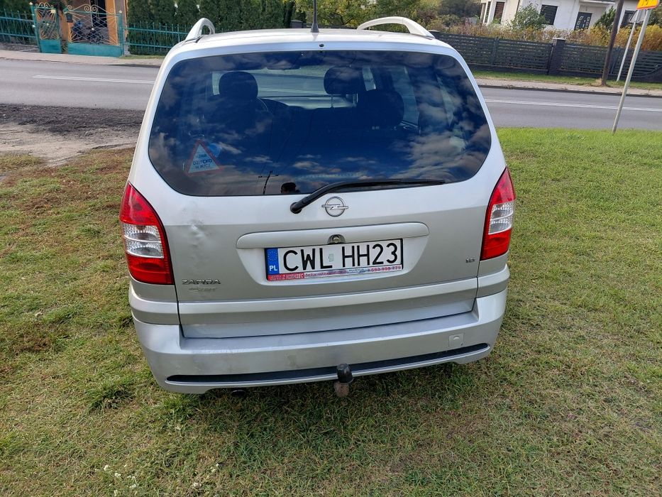Opel zafira A 1.8 benzyna 2005
