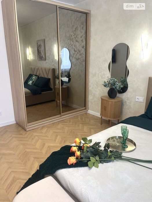 Продаж квартири Академічний - More
