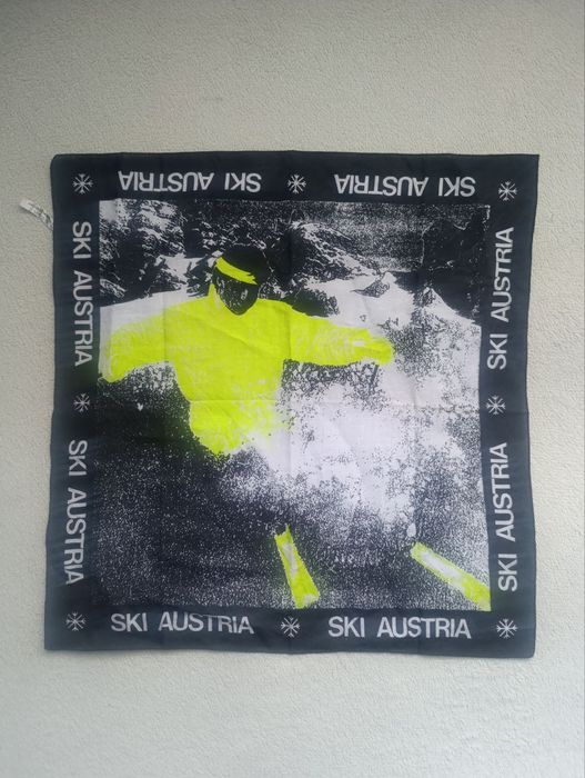 Хустка First Austria