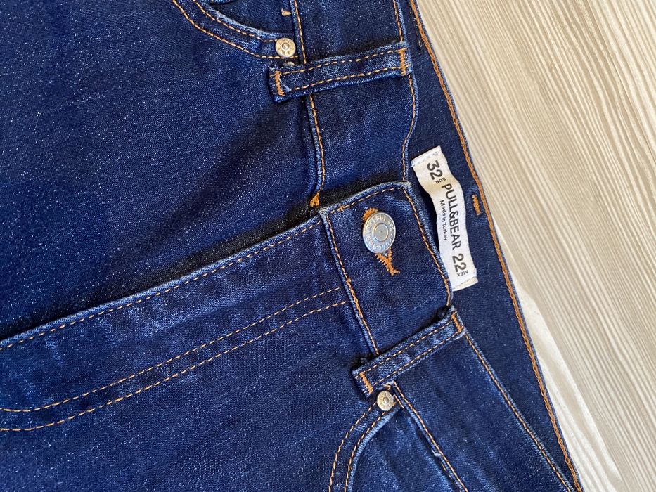 Джинси жіночі PULL&BEAR розмір 32EUR