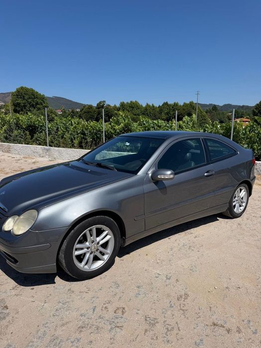 Mercedes-Benz C 220 CDi Sport Coupé Evolution foto 2