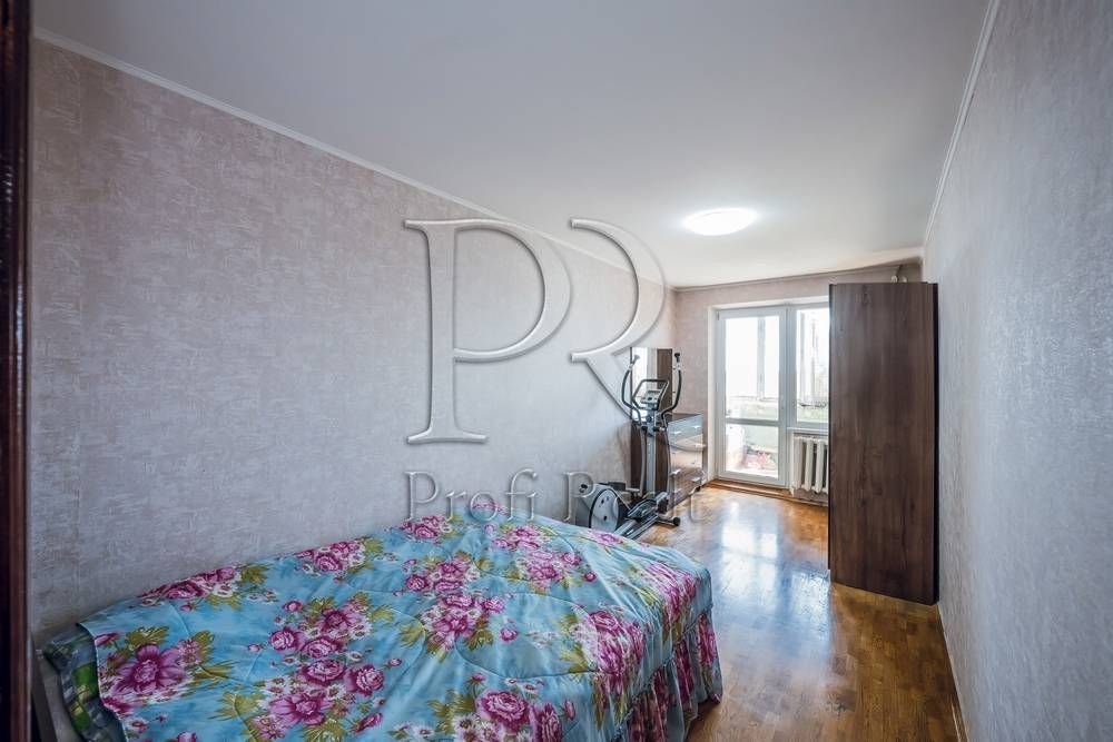 Продаж 3 кімн. квартири за адресою Олега Мудрака 41, Наумова, Академмістечко