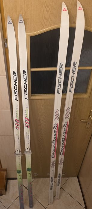 Dwie pary nart biegowych Fischer Crown Base 700Air Core